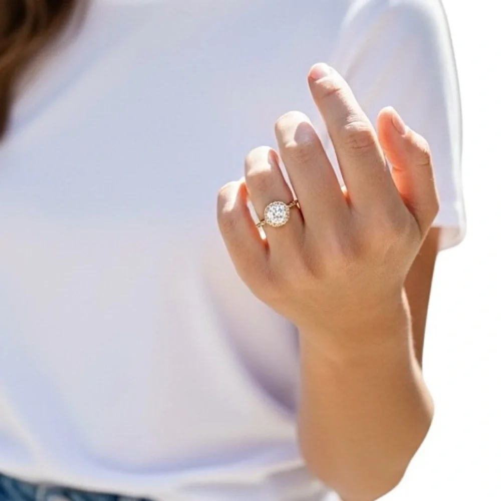 Round Clear Stone Set in Gold Tone Band Mini Side Stone Detailing Size 8.75